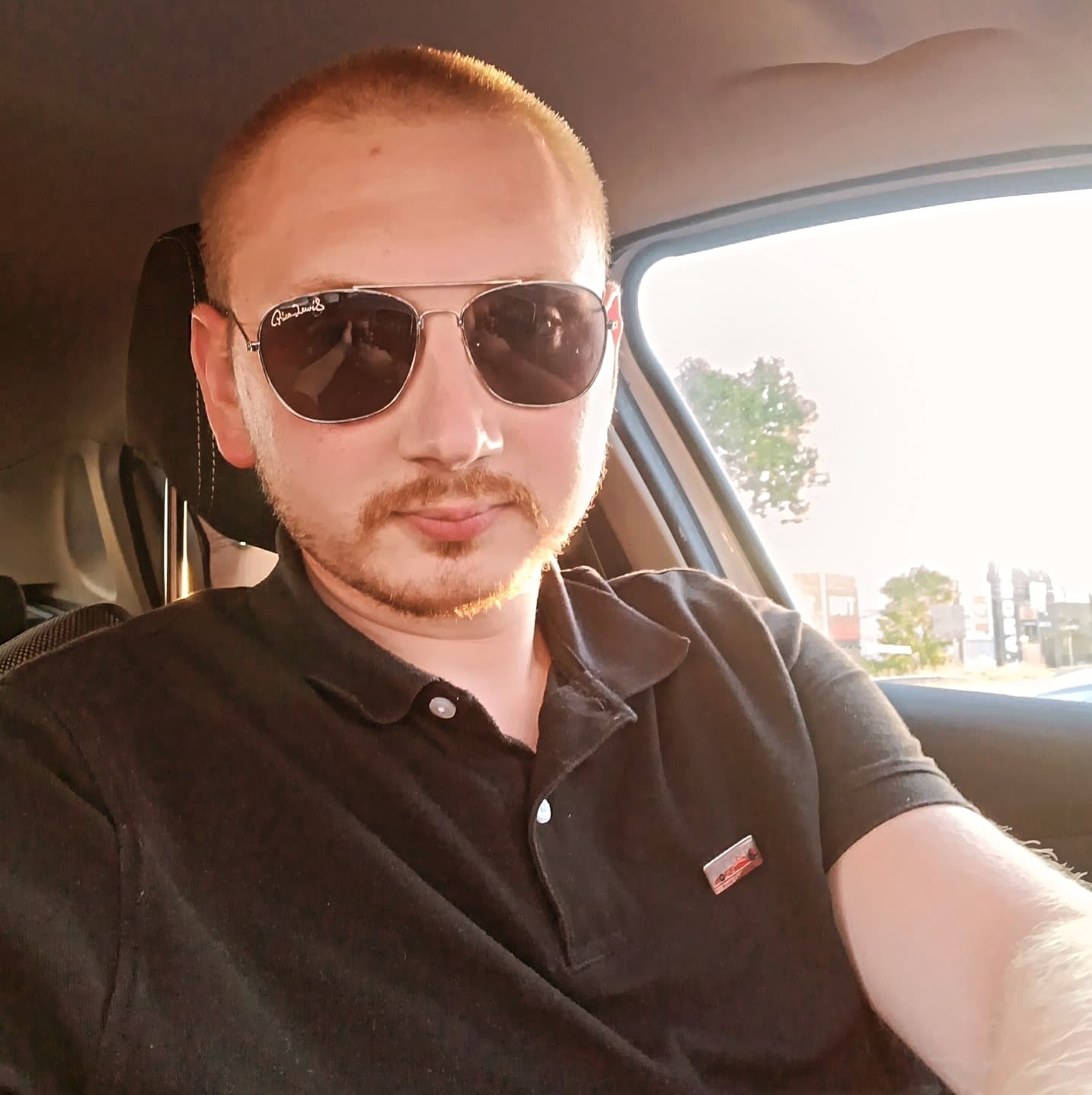 Profil de Elon, 36 ans, Rencontre sex à Falera (Grisons)