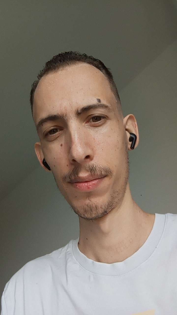 Profil de Rayane, 24 ans, Rencontre sex à Schwändi b. Schwanden (Glaris)