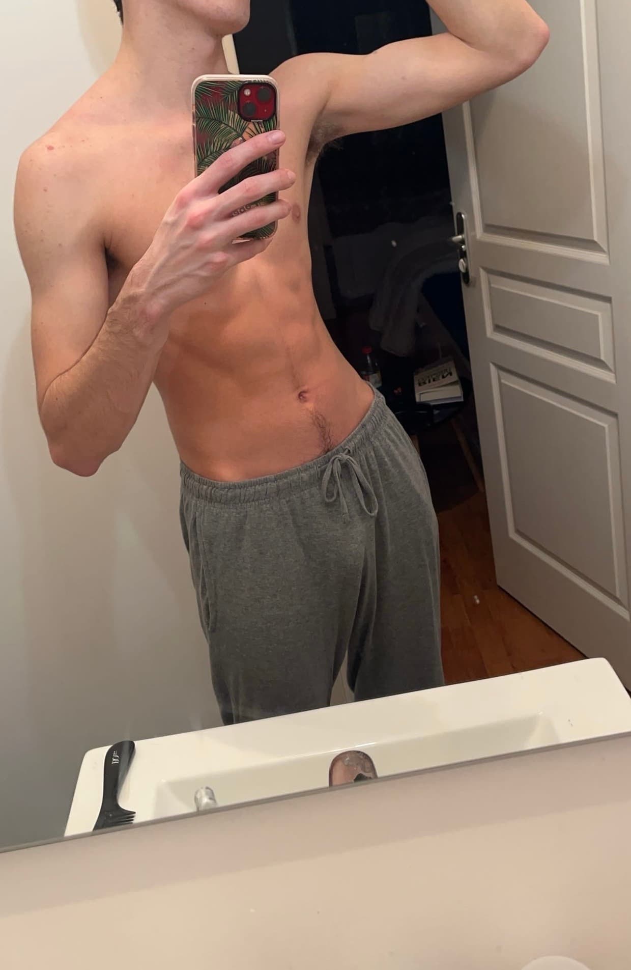 Profil de Clarence, 20 ans, Rencontre sex à Rüeggisberg (Berne)