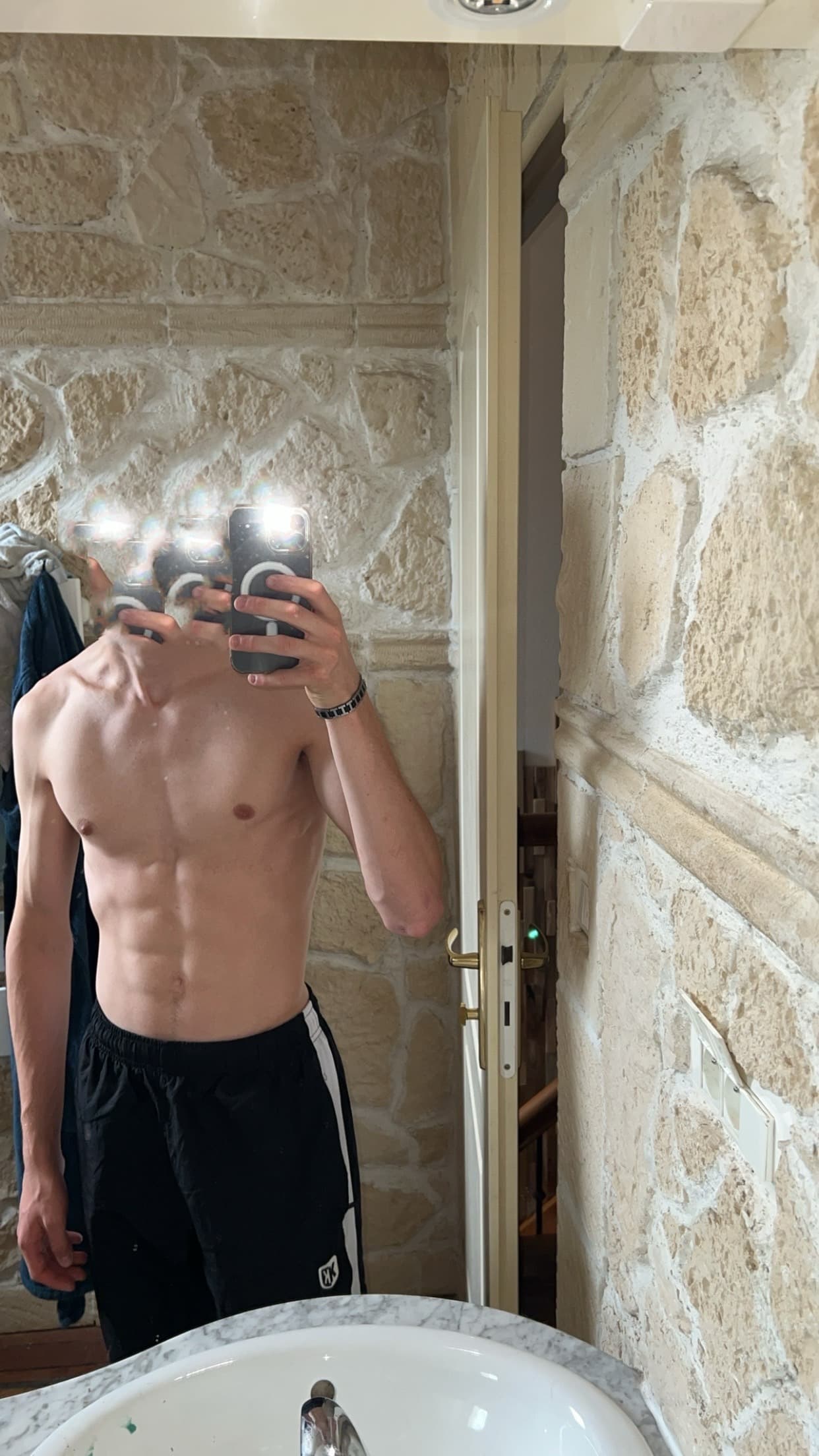 Profil de Kays, 24 ans, Rencontre sex à Le Prese (Grisons)