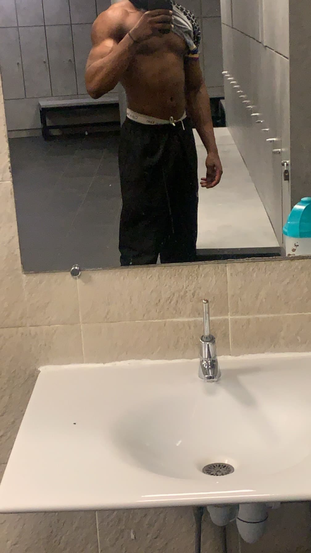 Profil de Melih, 36 ans, Rencontre sex à Trüllikon (Zurich)