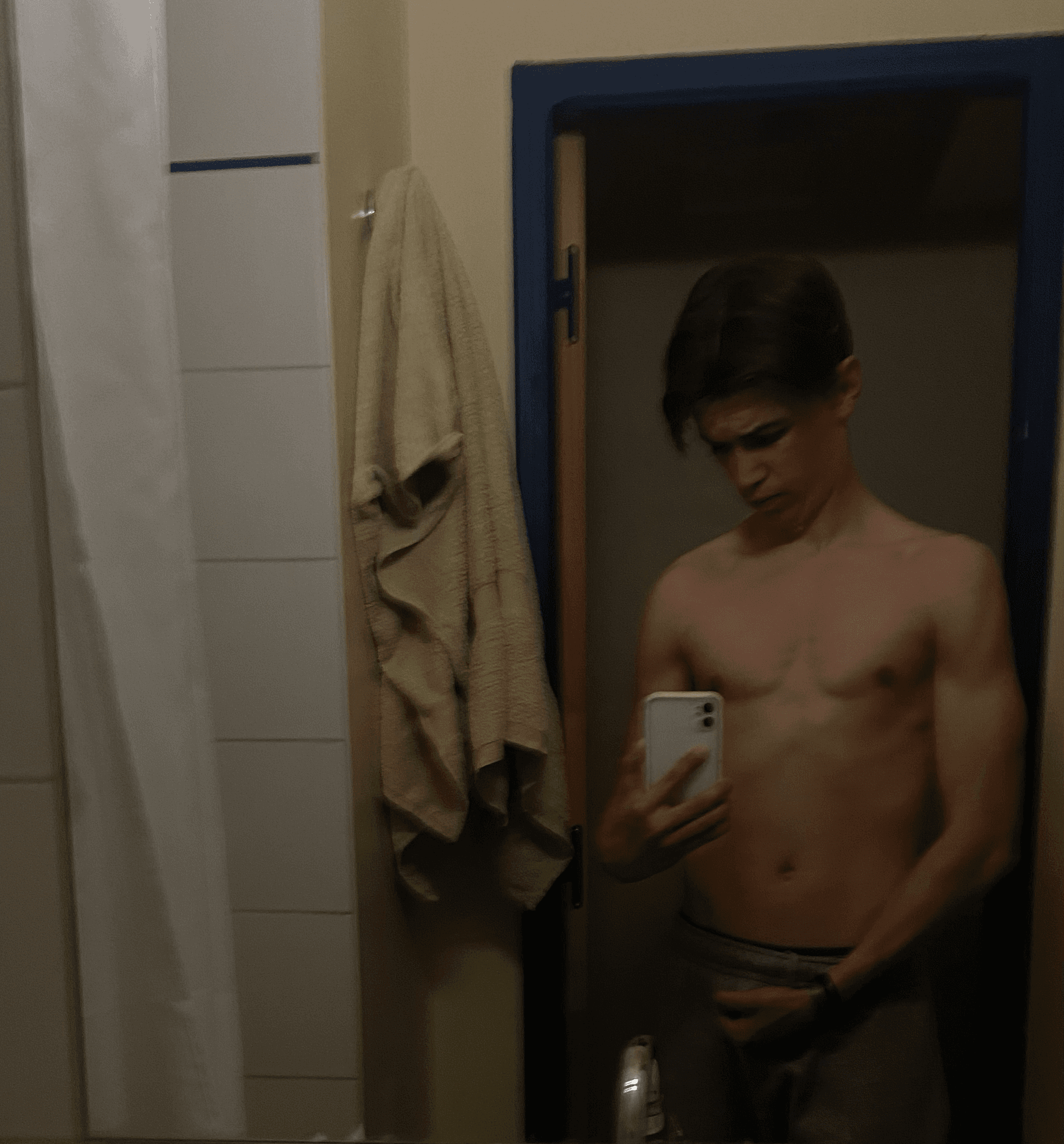 Jarod - Rencontre sex à Züberwangen Profil de Jarod, 44 ans, Rencontre sex à Züberwangen (Saint-Gall)