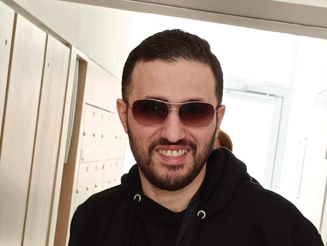 Lony - Rencontre sex à Prangins Profil de Lony, 42 ans, Rencontre sex à Prangins (Vaud)