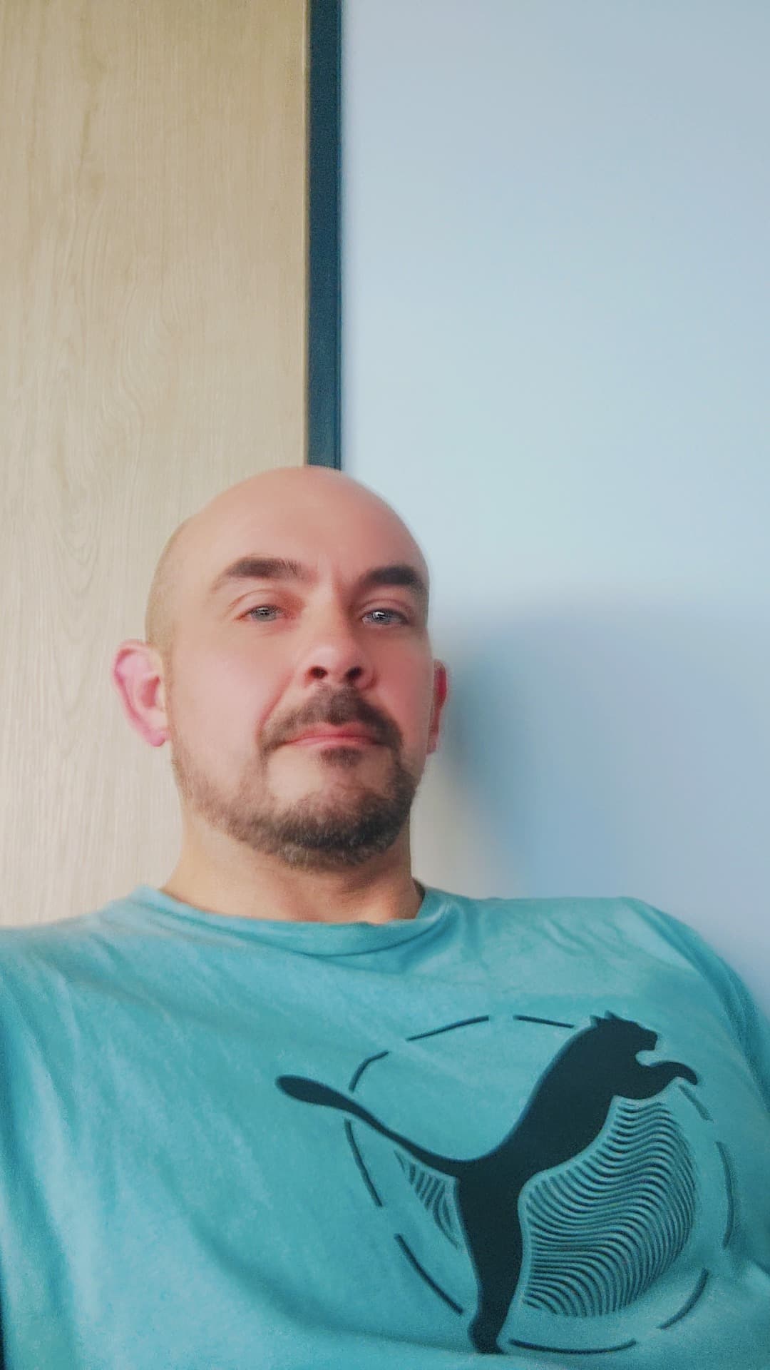 Colin - Rencontre sex à Bister Profil de Colin, 33 ans, Rencontre sex à Bister (Valais)