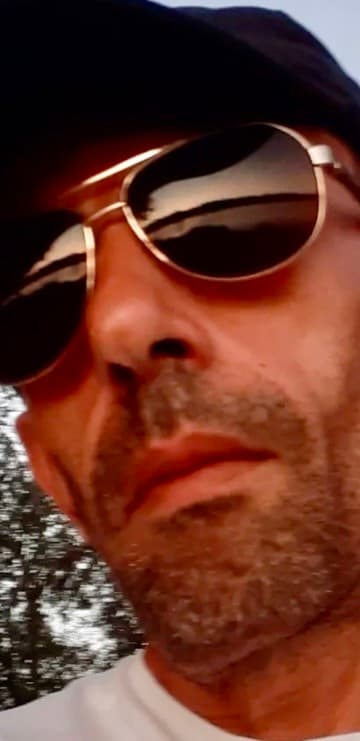 Flavio - Rencontre sex à Bürglen OW Profil de Flavio, 24 ans, Rencontre sex à Bürglen OW (Obwald)