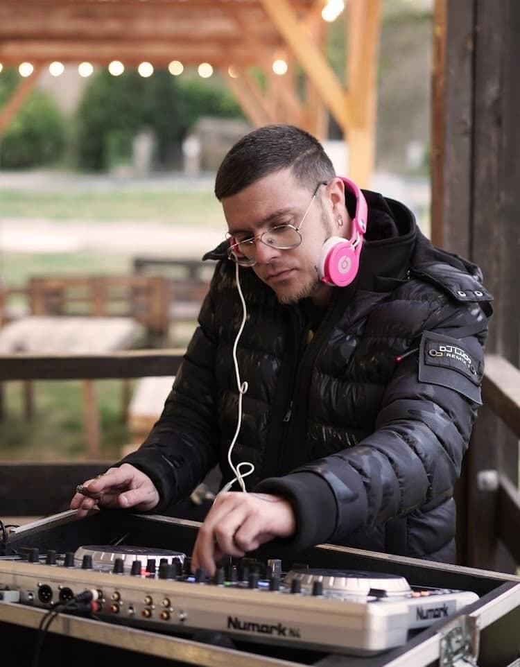 Sydney - Rencontre sex à Ried-Mörel Profil de Sydney, 24 ans, Rencontre sex à Ried-Mörel (Valais)