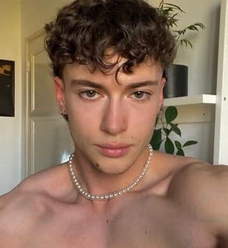 Alan - Rencontre sex à Randogne Profil de Alan, 31 ans, Rencontre sex à Randogne (Valais)