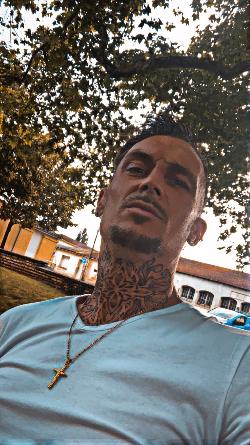 Enzo - Rencontre sex à Hünibach Profil de Enzo, 31 ans, Rencontre sex à Hünibach (Berne)