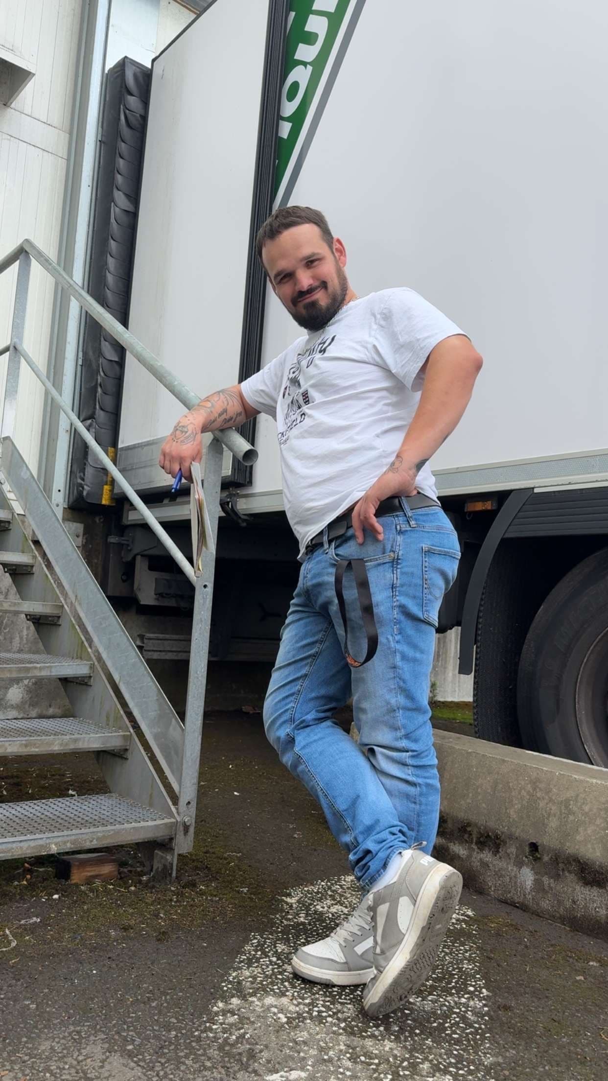 Michel - Rencontre sex à Lenggenwil Profil de Michel, 33 ans, Rencontre sex à Lenggenwil (Saint-Gall)